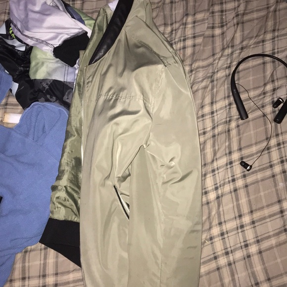 Zara jacket - Picture 2 of 3